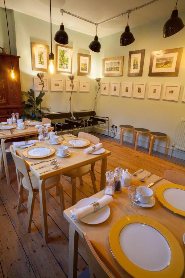 Hill View House Bed & Breakfast Dartmouth Bagian luar foto